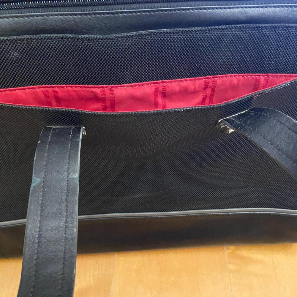 Tumi Elements Ballistic Nylon with Leather Trim Shoulder Bag - Picture 8 of 9